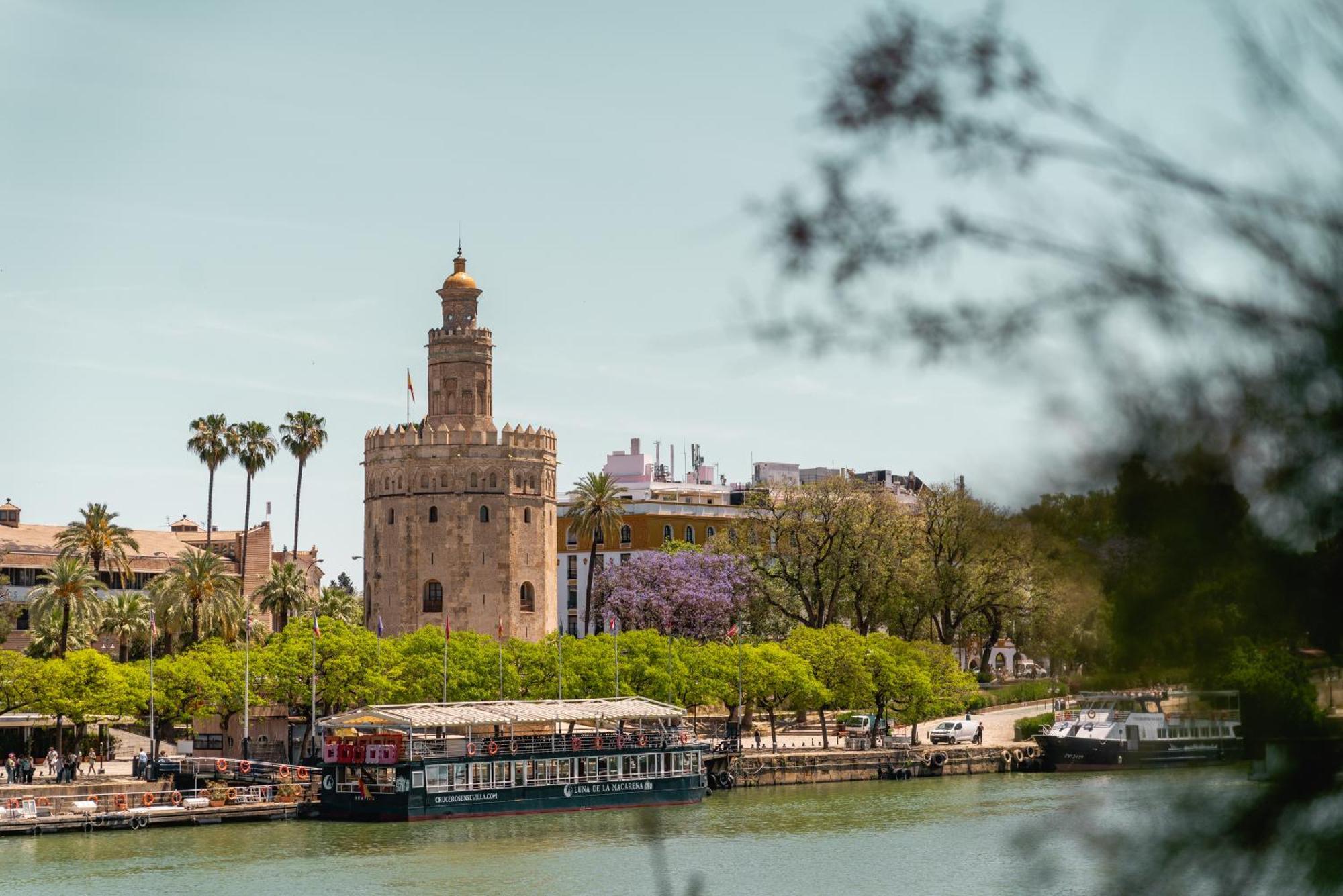 Betis River View Севилья Экстерьер фото